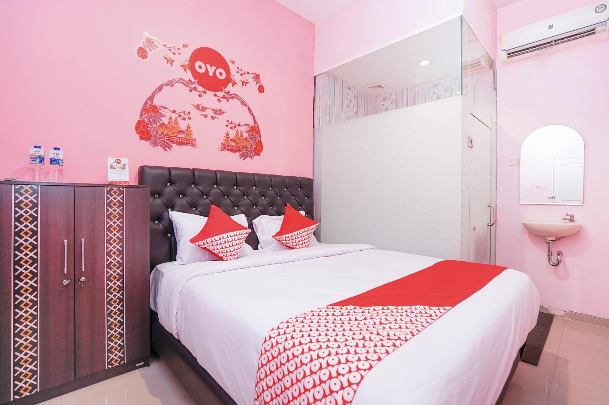 โอโย 223 เปงินาปัน นาบิลา ชาเรียะห์ Hotel Brebek ภายนอก รูปภาพ